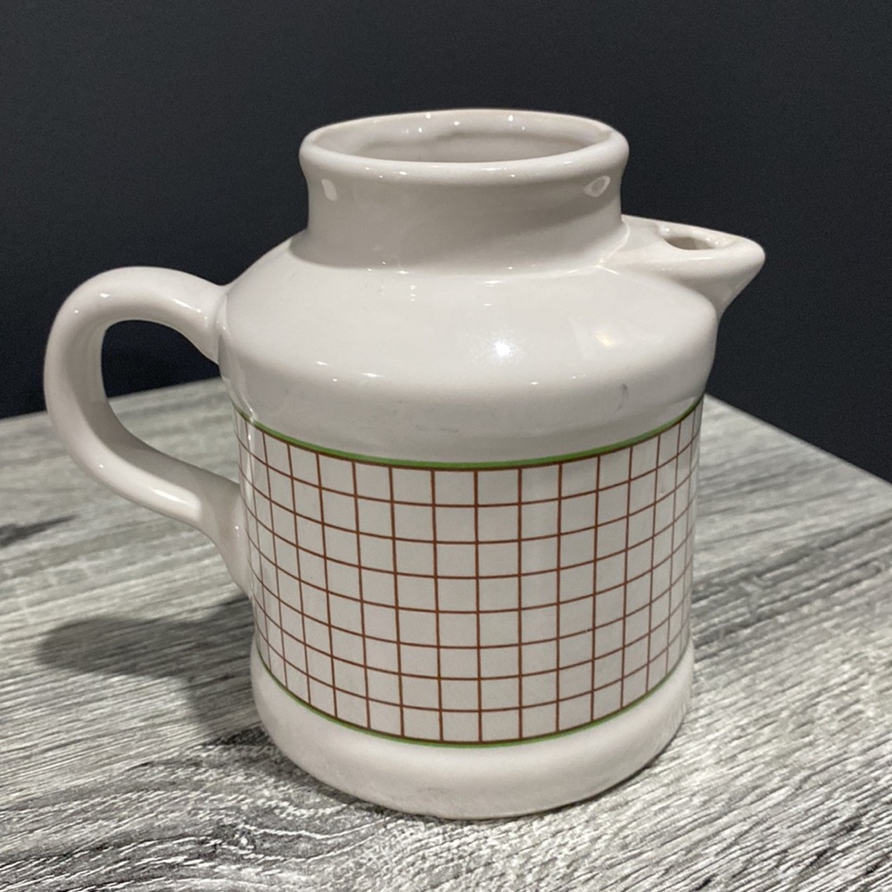 Vintage | Milk Pitcher and Sugar Dish - Made in Taiwan - Picture 3 of 8
